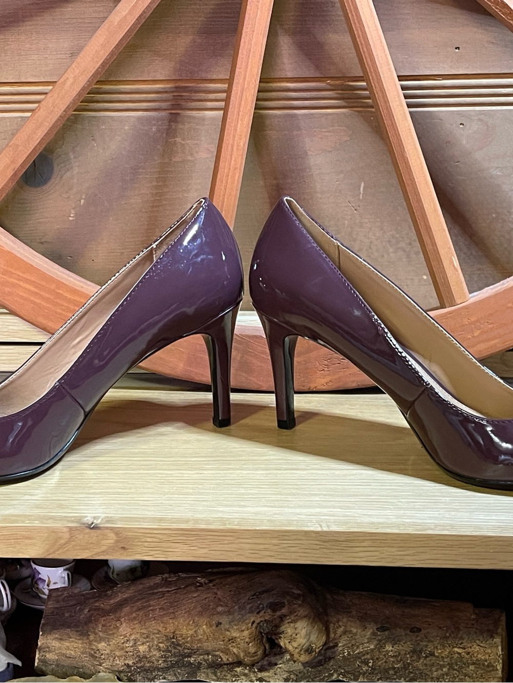Clavin Klein “Nilly” Sharp Pointed Toe Pumps /Plum / Sz 10 / 3.5” Stiletto Heel - Picture 2 of 15